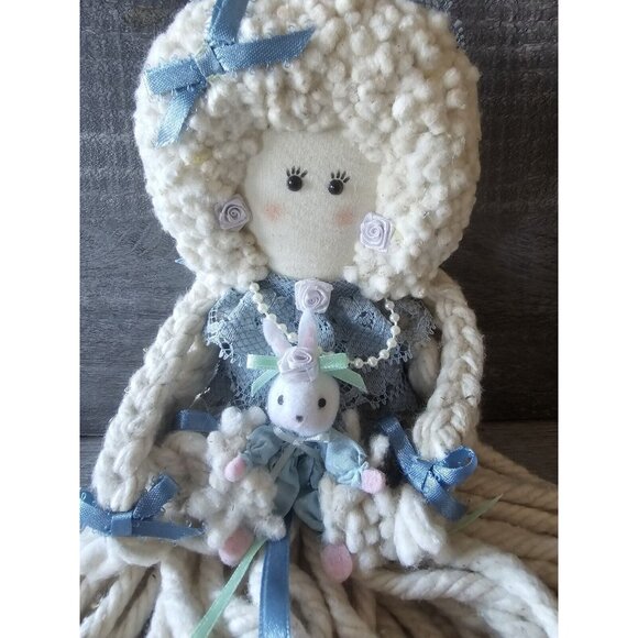 Vtg Doll Yarn Rope Country Rustic Handmade w/ Bunny Rabbit Toy 12" - Picture 3 of 6